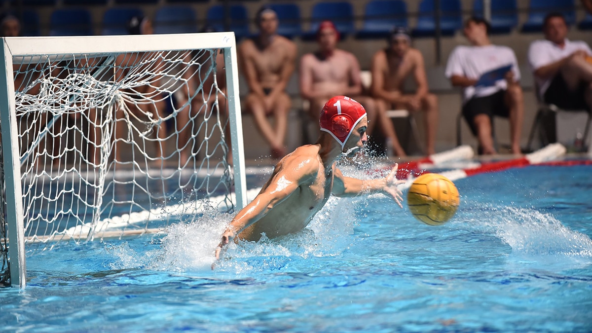 Great Britain goalkeeper Elliot McHugh’s top drills for staying active out the pool