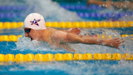 Dale edges fantastic battle to claim 400m Individual Medley gold