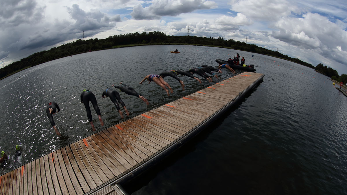 What are the differences between coaching pool and open water swimming?